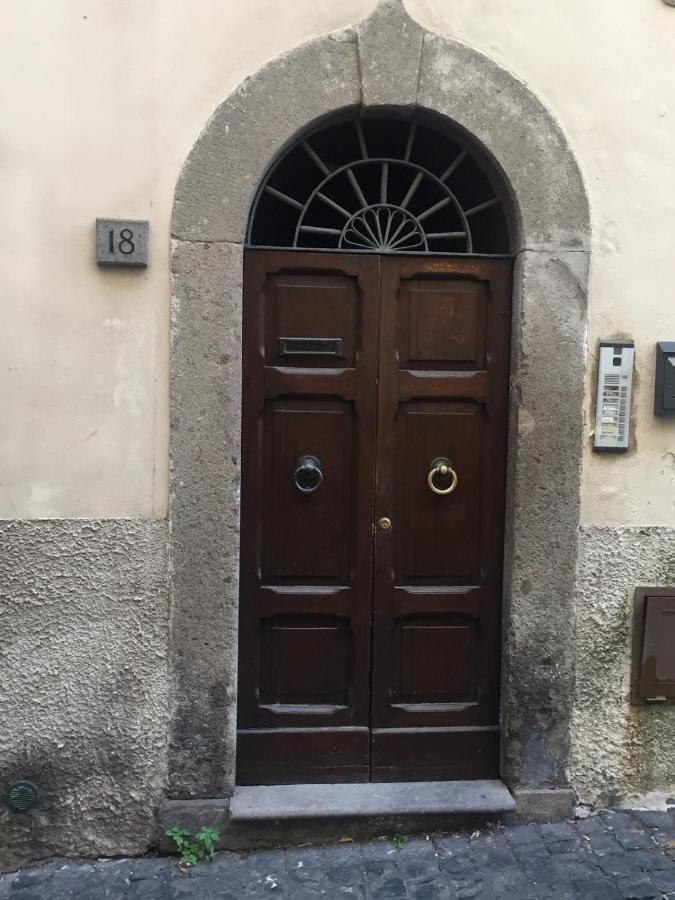 Viterbo Centro Casa Surina Apartment ภายนอก รูปภาพ